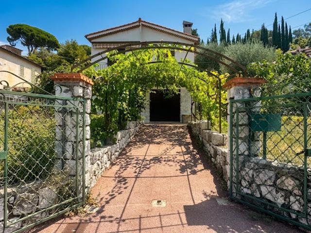 Vente Maison 5 pièces 85 m2 La trinite