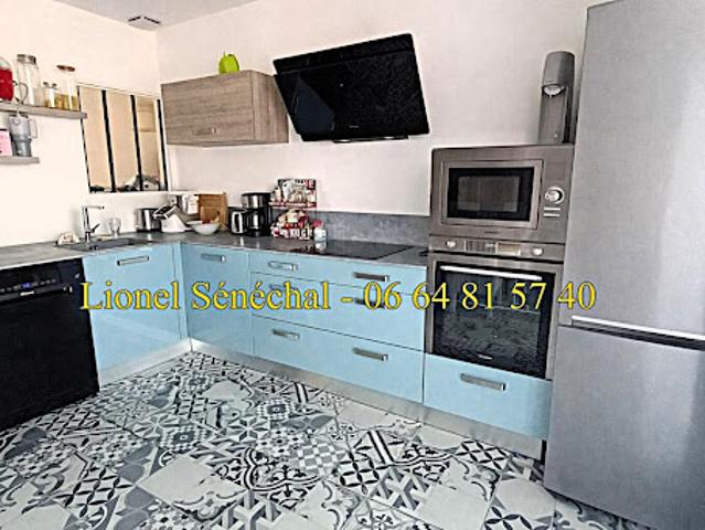 Vente Maison 5 pièces 85 m2 Savigné l'Evêque