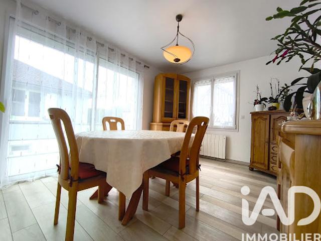Vente Maison 5 pièces 86 m2 Chaumont en Vexin