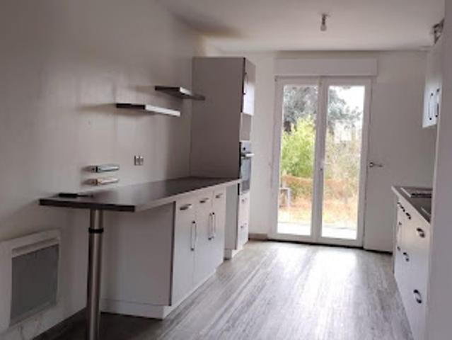 Vente Maison 5 pièces 87.23 m2 Sermaises