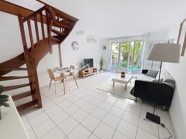 Vente Maison 5 pièces 87.26 m2 Nanterre