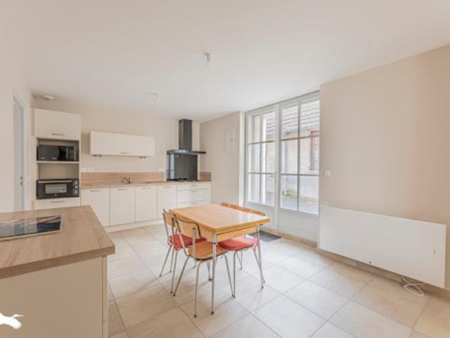 Vente Maison 5 pièces 87 m2 Descartes