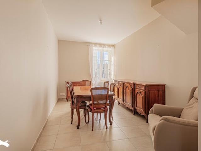 Vente Maison 5 pièces 87 m2 Descartes