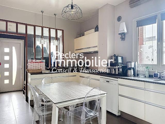 Vente Maison 5 pièces 88.42 m2 Suresnes