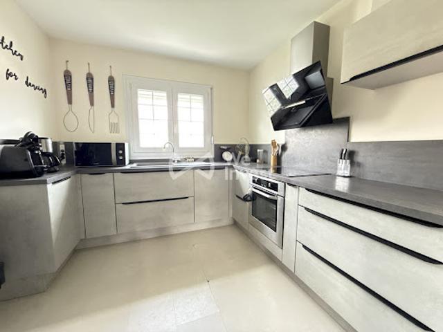 Vente Maison 5 pièces 88 m2 Douvrin