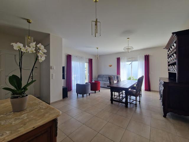 Vente Maison 5 pièces 88 m2 Malguénac