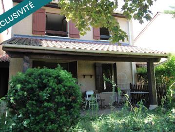 Vente Maison 5 pièces 88 m2 Pierre benite