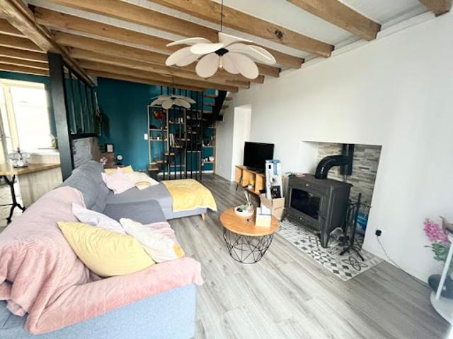Vente Maison 5 pièces 89 m2 Antonne et Trigonant