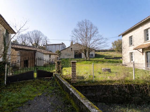 Vente Maison 5 pièces 89 m2 Montmoreau