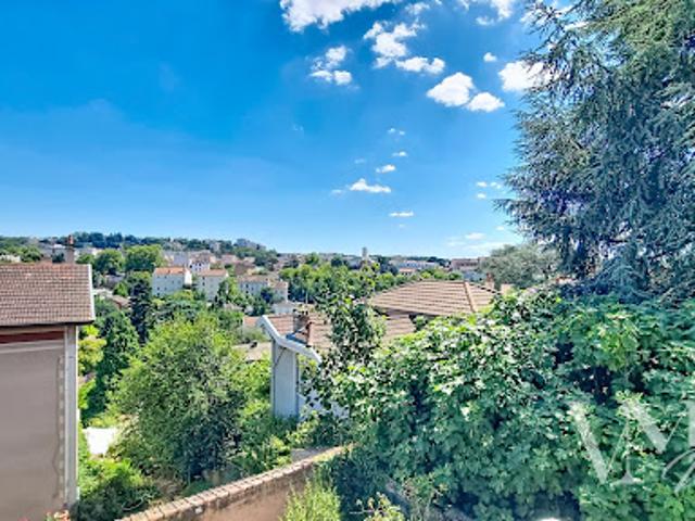 Vente Maison 5 pièces 90.16 m2 Ecully