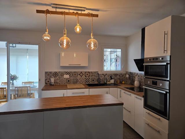 Vente Maison 5 pièces 90.27 m2 Cuers