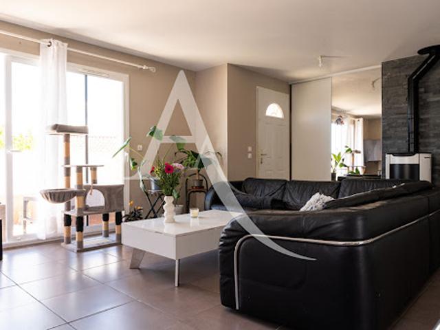 Vente Maison 5 pièces 90.2 m2 Villeneuve Minervois