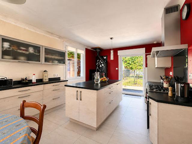 Vente Maison 5 pièces 90.5 m2 Saint sebastien sur loire