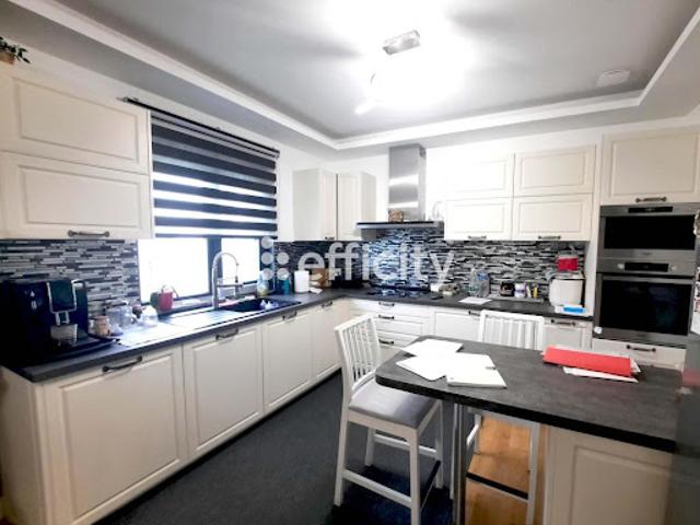 Vente Maison 5 pièces 90 m2 Châlons du Maine
