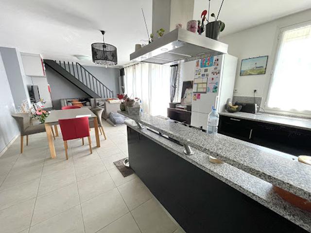 Vente Maison 5 pièces 90 m2 Acheres