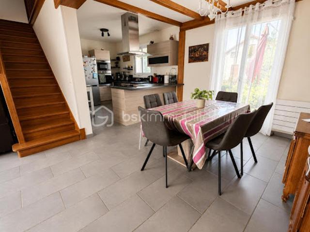 Vente Maison 5 pièces 90 m2 Breuillet