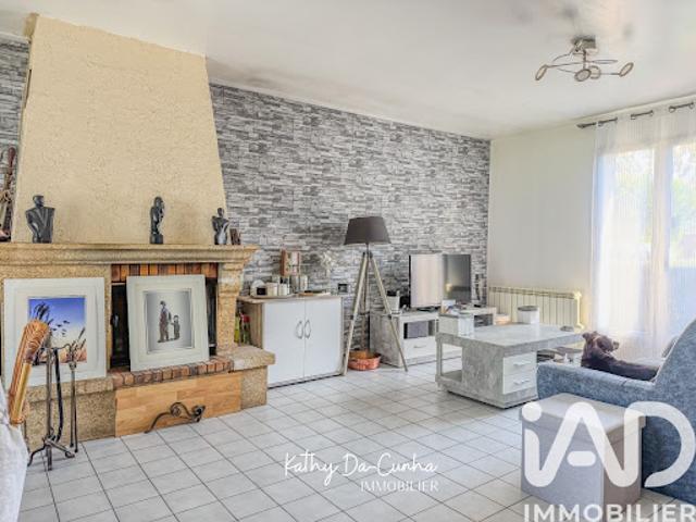 Vente Maison 5 pièces 90 m2 Garencières