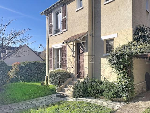 Vente Maison 5 pièces 90 m2 Le chesnay