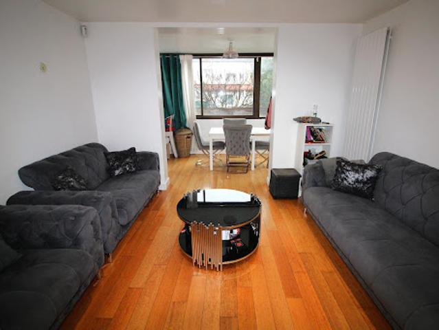 Vente Maison 5 pièces 90 m2 Le Bourget