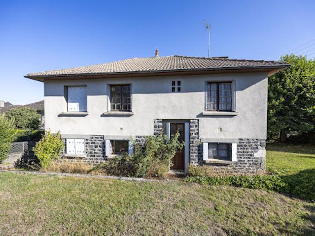 Vente Maison 5 pièces 90 m2 Pleaux