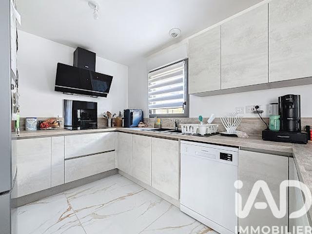 Vente Maison 5 pièces 91 m2 Bruyeres le chatel