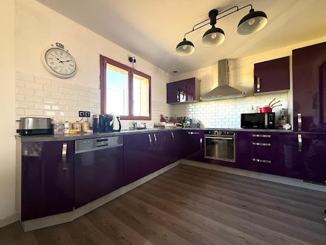 Vente Maison 5 pièces 92.13 m2 Beaumont le Roger