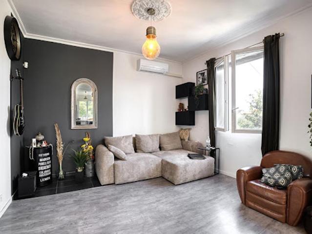 Vente Maison 5 pièces 92.7 m2 Vaulx en Velin