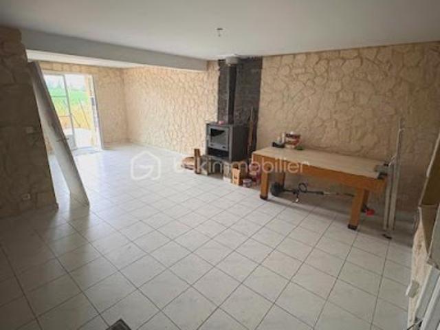 Vente Maison 5 pièces 92 m2 Elincourt Sainte Marguerite
