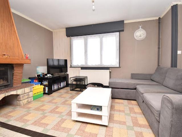 Vente Maison 5 pièces 92 m2 Neuville Saint Rémy