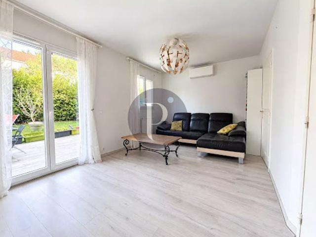 Vente Maison 5 pièces 93.3 m2 L'hay les roses