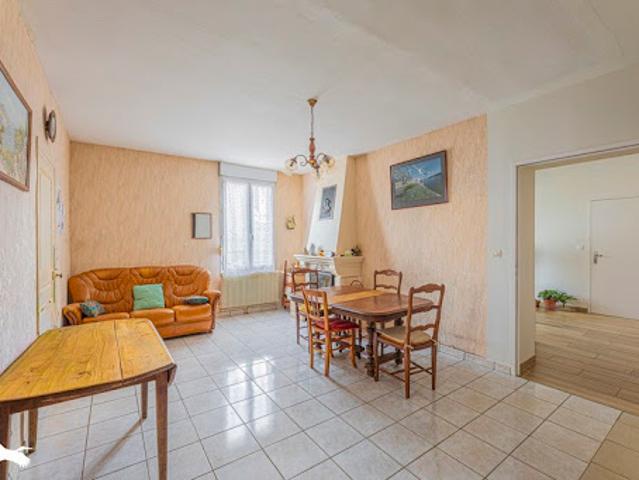 Vente Maison 5 pièces 93 m2 Château Renault