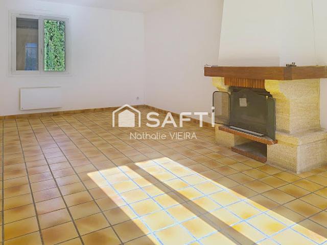 Vente Maison 5 pièces 93 m2 Elincourt Sainte Marguerite