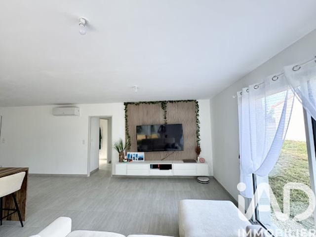 Vente Maison 5 pièces 94 m2 Fouquebrune