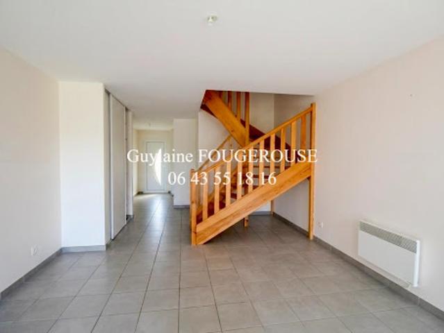 Vente Appartement 5 pièces 94 m2 Lézigneux
