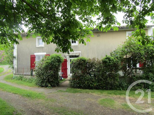 Vente Maison 5 pièces 94 m2 Saint Coutant