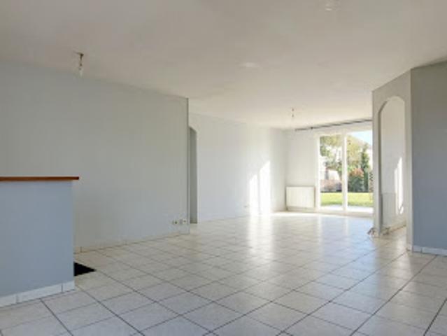 Vente Maison 5 pièces 94 m2 Villemandeur