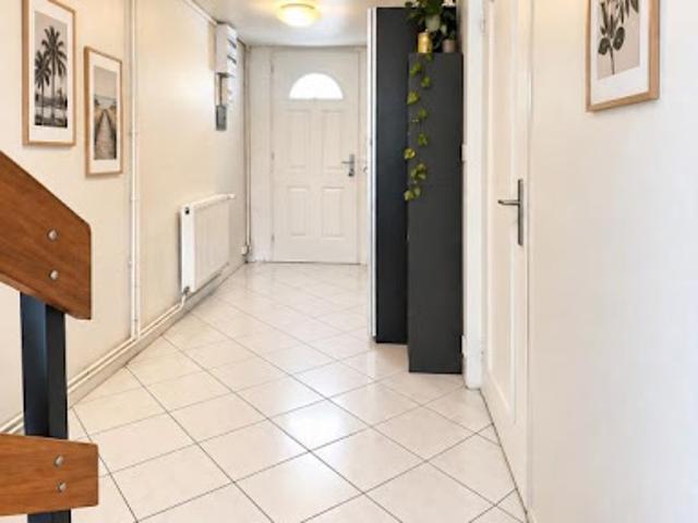 Vente Maison 5 pièces 95 m2 Courcouronnes