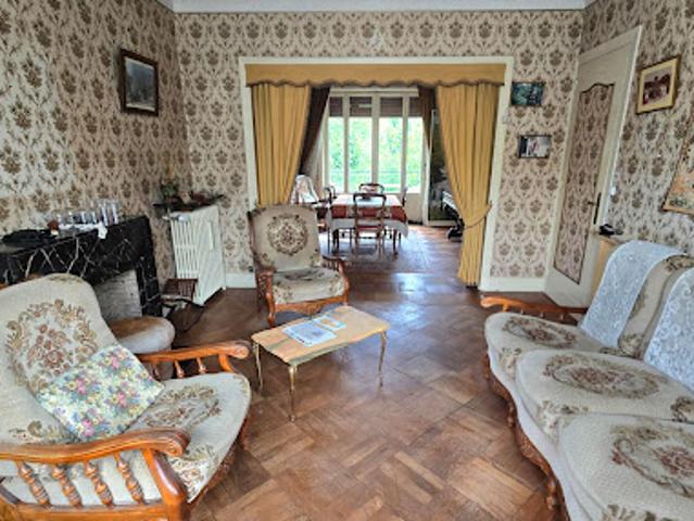 Vente Maison 5 pièces 95 m2 Lons le Saunier