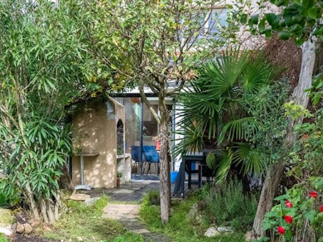 Vente Maison 5 pièces 95 m2 Le Tourne