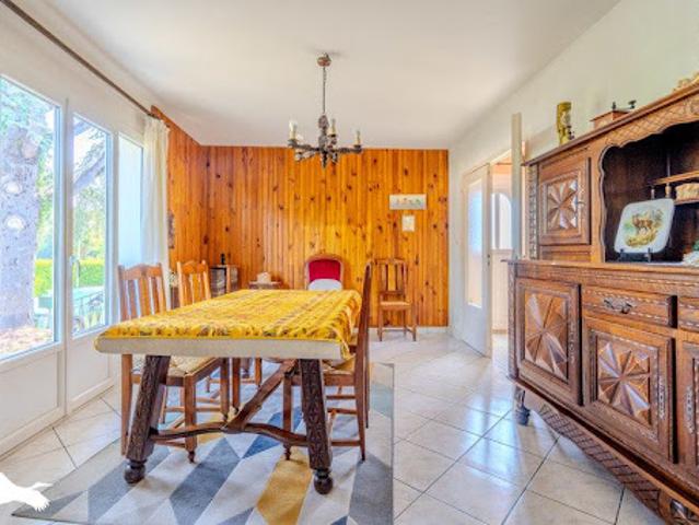 Vente Maison 5 pièces 95 m2 Léognan