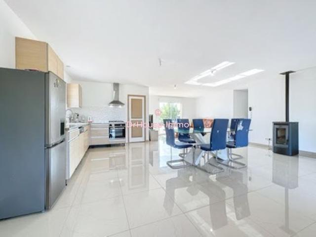 Vente Maison 5 pièces 95 m2 Les Lèves et Thoumeyragues