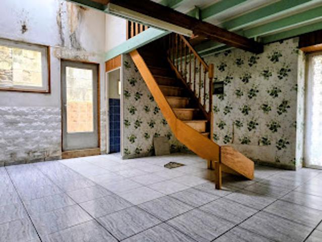 Vente Maison 5 pièces 90.36 m2 Ruelle sur Touvre