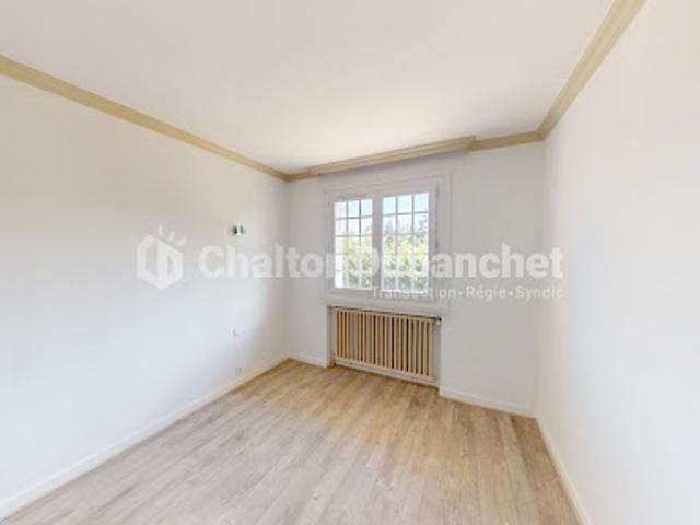 Vente Maison 5 pièces 95 m2 Villerest