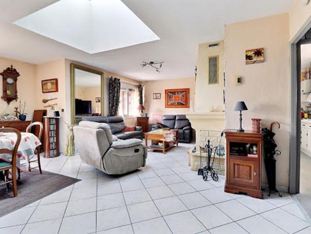 Vente Maison 5 pièces 97 m2 Bondoufle