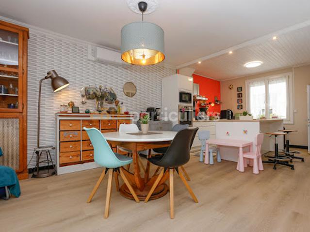 Vente Maison 5 pièces 97 m2 Joue les tours