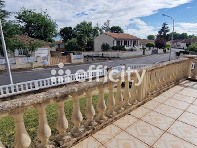 Vente Maison 5 pièces 97 m2 Saint Yrieix sur Charente