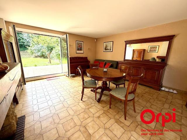 Vente Maison 5 pièces 97 m2 Voisins le Bretonneux
