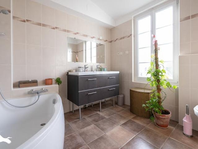 Vente Maison 5 pièces 98.5 m2 Royan