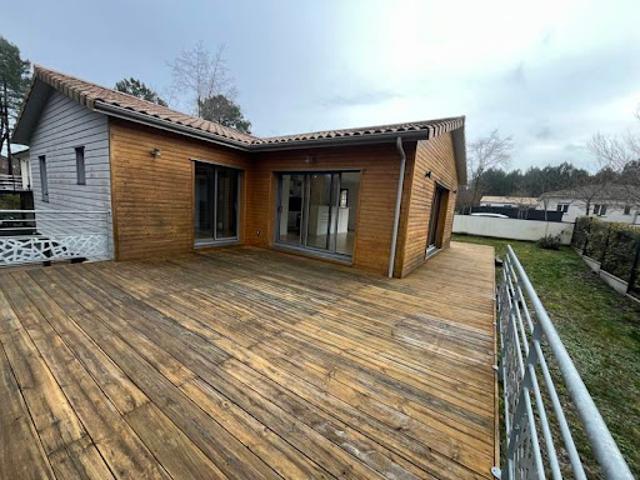 Vente Maison 5 pièces 98 m2 Le Pian Médoc