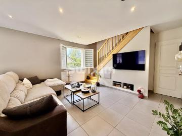 Vente Maison 5 pièces 98 m2 Sillingy